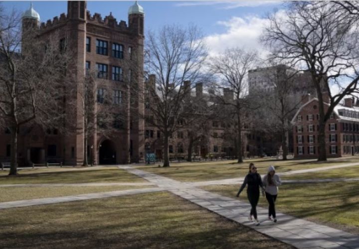 耶鲁大学将为年收入高达20万美元的家庭提供免学费教育
