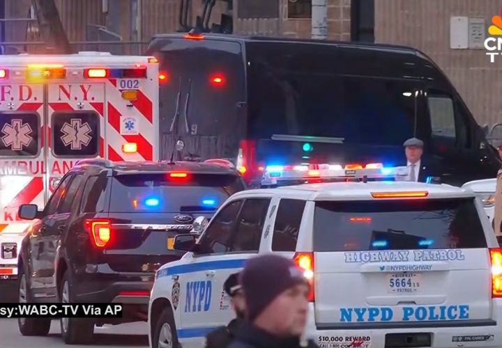 马杜罗及其妻子今天在纽约出庭，对毒品恐怖指控不认罪