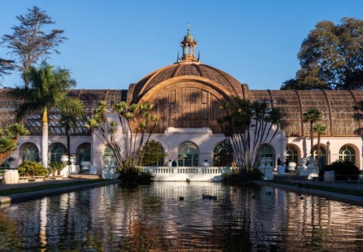 巴尔博亚公园3月2日起实施新的停车收费标准