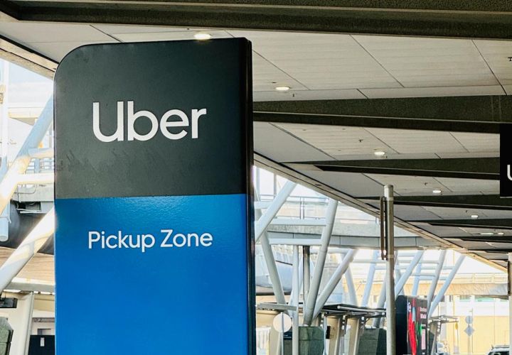 Uber（优步）正在改变旅客在机场叫车的模式