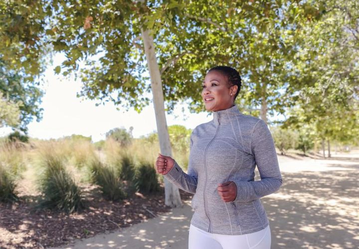 科学家发现瑜伽和步行的运动组合可降低血糖