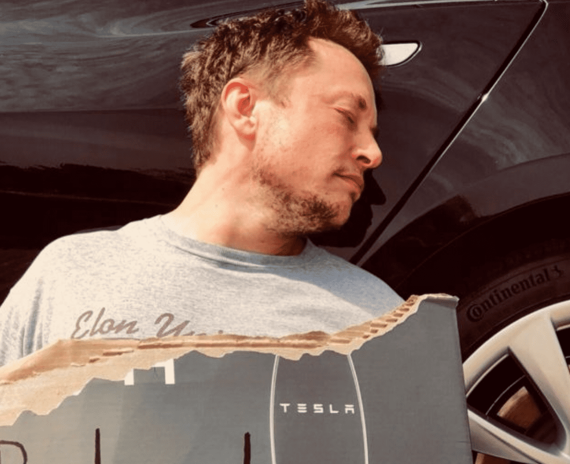06 02 Musk sleeping at the Gigafactory and directly in charge of Model 3 production