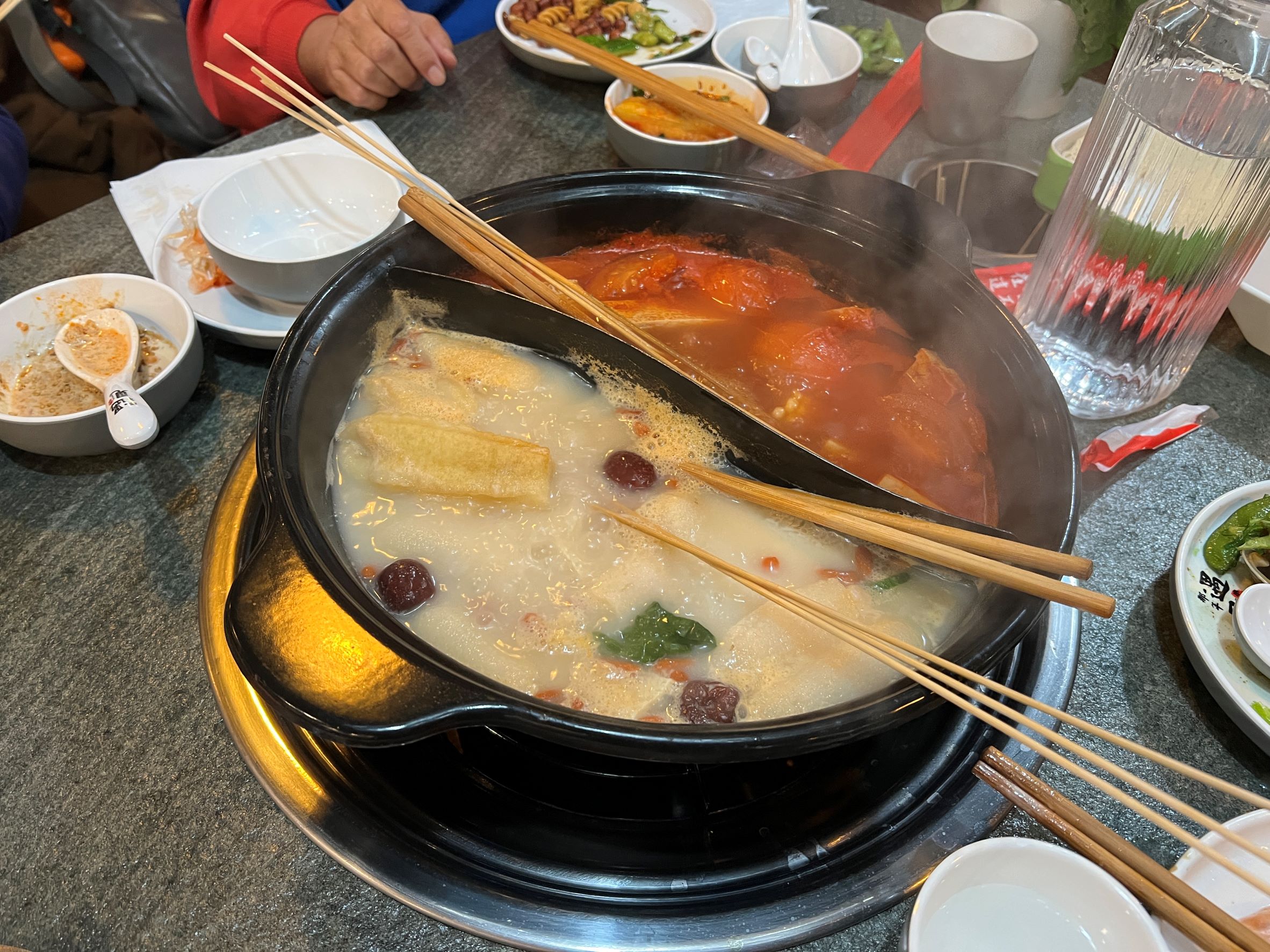 “那年遇见棒棒”- 圣地亚哥一家新开张的火锅店