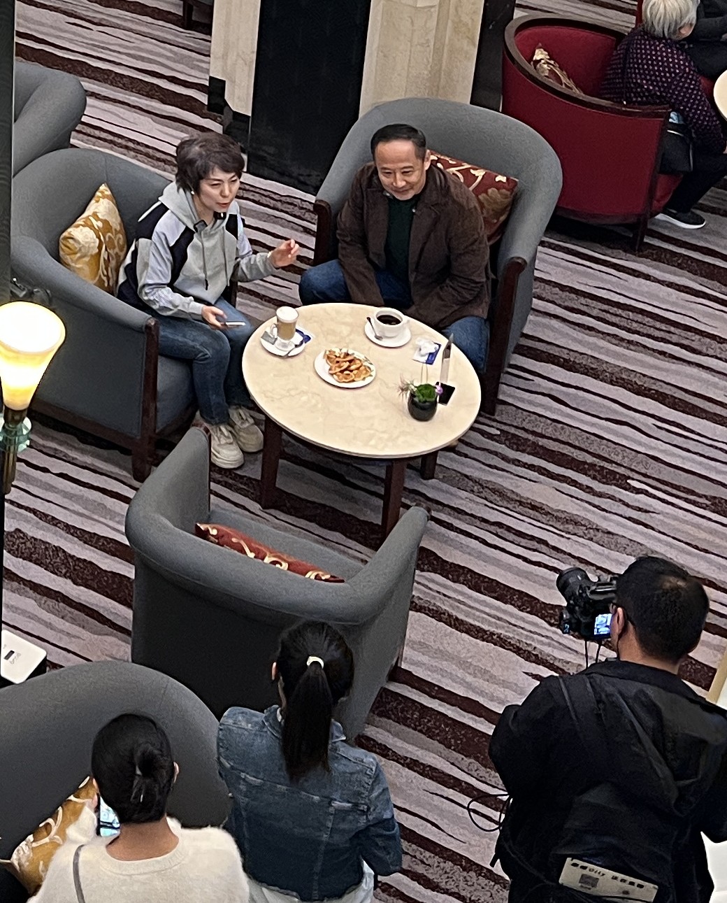 2025 11 12 周野芒在国际饭店 1