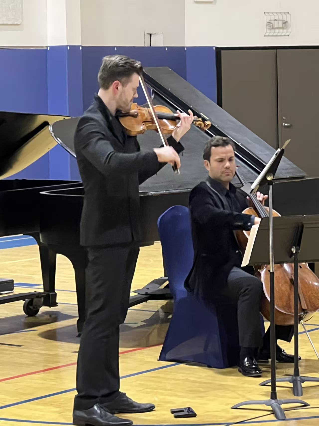 2026 02 09 二重奏 小提琴 FillIP Pogady 大提琴 Francisco Vila