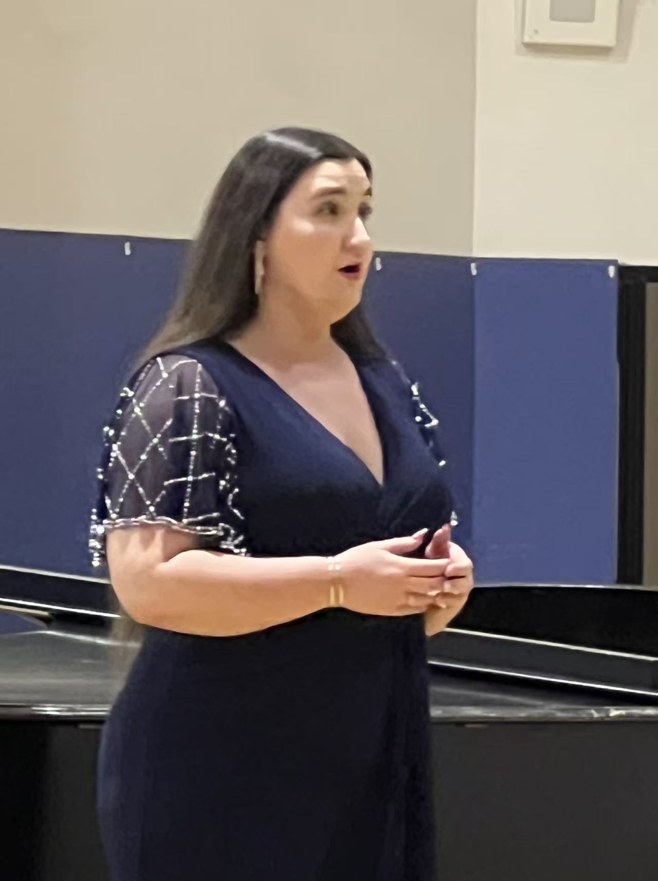 2026 02 09 女高音 Carly Cummings