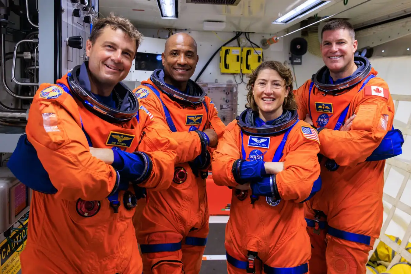 2026 04 01 4名宇航员 2